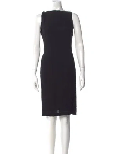 Pre-owned Red Valentino Bateau Neckline Knee-length Dress In Black