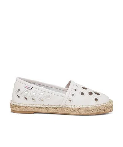 Red Valentino Hollow Straw Shoes In White