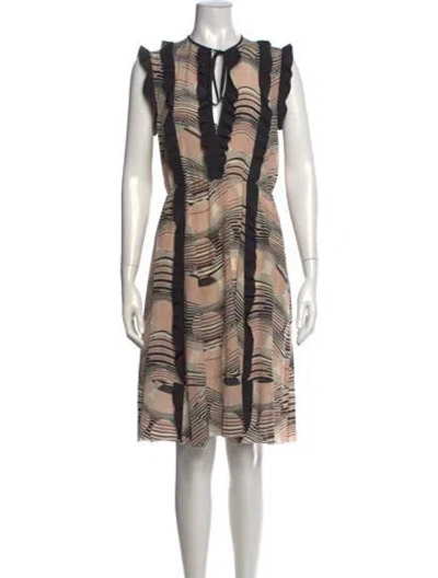 Pre-owned Red Valentino Silk Knee-length Dress In Neutrals