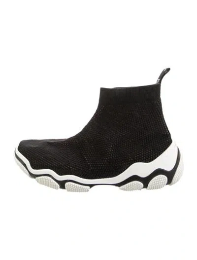 Pre-owned Red Valentino Sneakers In Black
