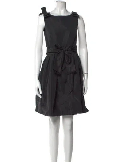 Pre-owned Red Valentino Square Neckline Knee-length Dress In Black