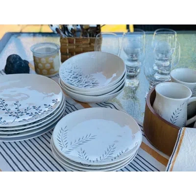 Red Vanilla Hudson Valley Night Coupe Bowl Set Of 6 In Cream