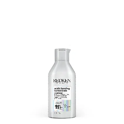 Redken Acidic Bonding Concentrate Bonding Conditioner In White