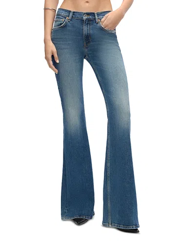 Re/done The Strutter Mid Rise Flare Leg Jeans In Sonoma Indigo In Blue