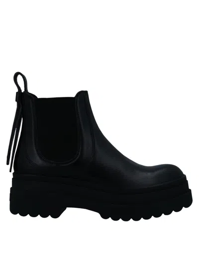 Redv Red(v) Woman Ankle Boots Black Size 10 Soft Leather