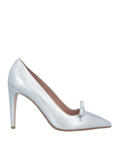 Redv Red(v) Woman Pumps Silver Size 7 Soft Leather