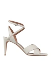 Redv Red(v) Woman Sandals White Size 8 Leather