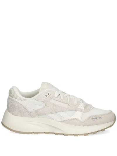 Reebok 2400 Sneakers In Neutrals