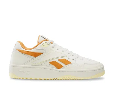 Reebok Atr Chill Sneaker In White