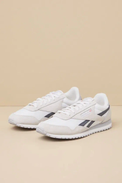 Reebok Classic Az Chalk And Grey Suede Leather Sneakers In White