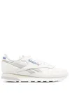 Reebok Classic Leather Sneakers In Weiss