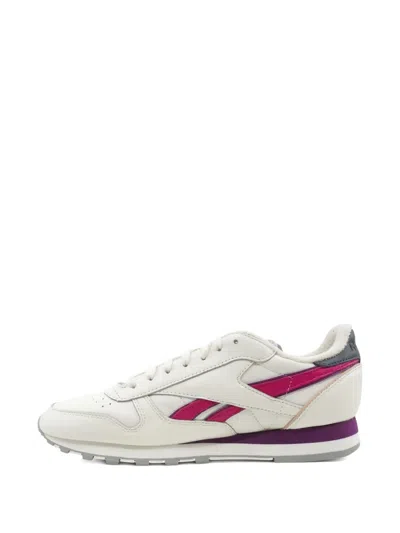 Reebok Classic Leather Stripes Sneakers In Neutral