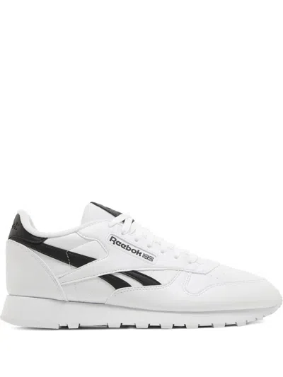 Reebok Classic Leather Trainers In White