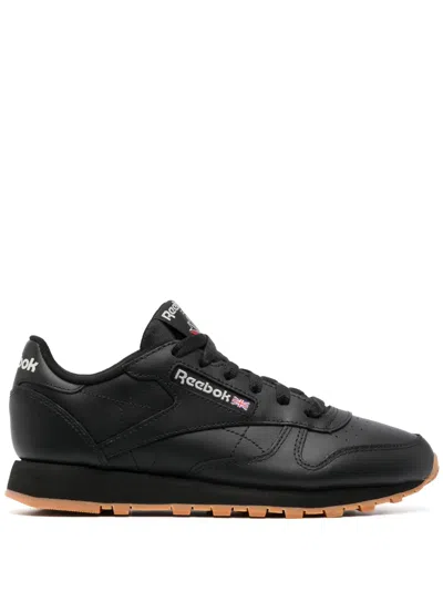 Reebok Logo-tag Low-top Sneakers In Schwarz
