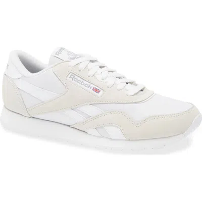 Reebok Classic Sneaker In White