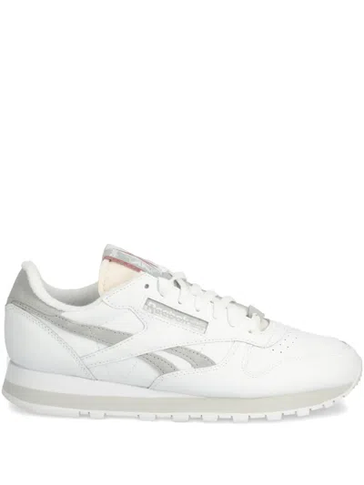 Reebok Classic Sneakers In White