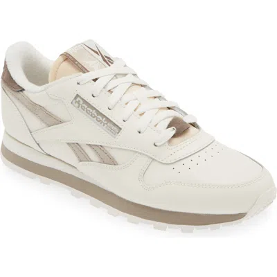 Reebok Panelled Low-top Sneakers In Chalk/ash/utibro