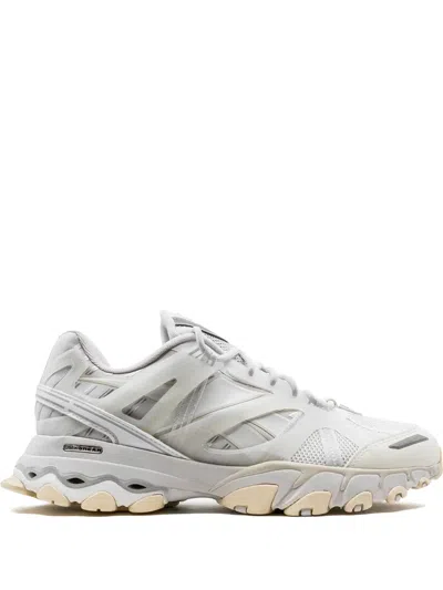 Reebok Dmx Trail Shadow Sneakers In White