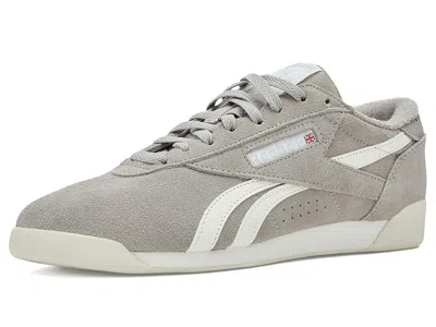 Reebok Freestyle Low In Gray