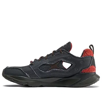 Reebok Furylite 95 X Street Fighter 'akuma' In Black