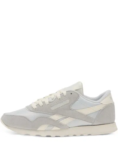 Reebok Grey Classic Sneakers In Gray