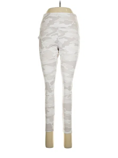 Pre-owned Reebok Leggings In Ivory