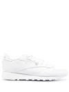 Reebok Logo-patch Low-top Sneakers In White