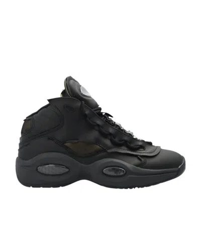 Reebok Logo Professional Sports Shoes In Black