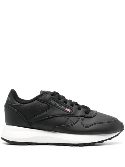 Reebok Logo-tag Low-top Sneakers In White