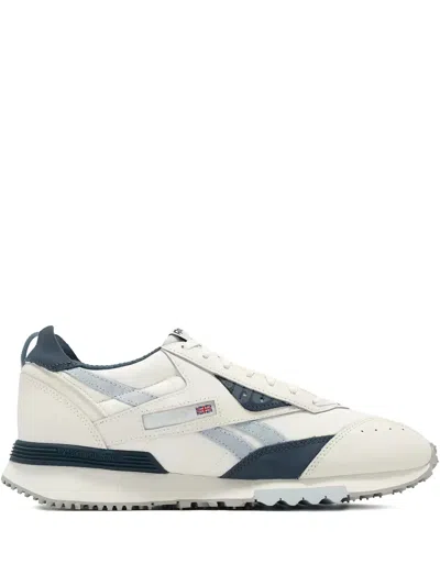 Reebok Lx2200 Rollcage Trainers In Neutral
