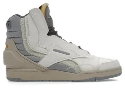 Pre-owned Reebok Men's  Bb4k2 Nasa Artifact Transfer Program Sneakers In Tan/white/beige