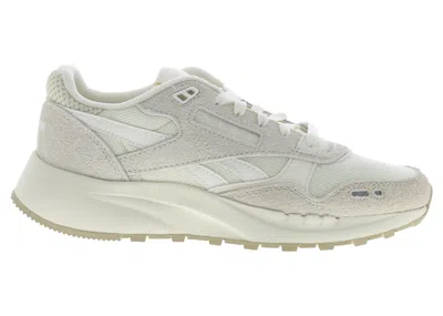 Pre-owned Reebok Men's  Classic Leather 2400 Vintage Sneakers In Vintage Chalk/alabaster Pearlized In White