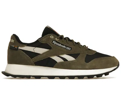 Pre-owned Reebok Men's  Classic Leather Cordura Black Sneakers In Core Black/army Green/stucco In Multi