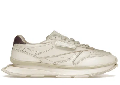 Pre-owned Reebok Men's  Classic Leather Ltd Sneakers In Garment Off White/cream White/dark Purple