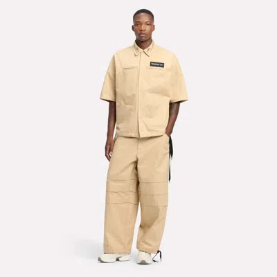 Reebok Men's Short Sleeve Shirt In Brown