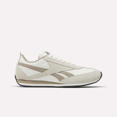 Reebok R100 Shoes In Neutral