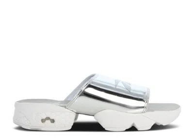 Reebok Wmns Instapump Fury Slide 'magic Hour Pack - Silver Metallic'