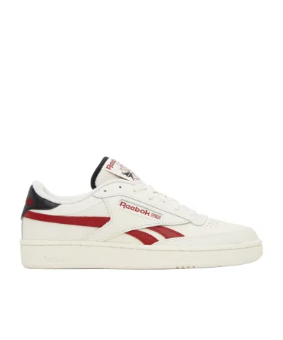 Reebok Round Toe Low-top Casual Shoes In White