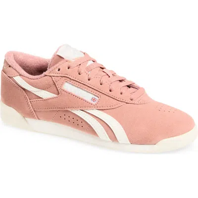 Reebok Ultra Lo Sneaker In Pink