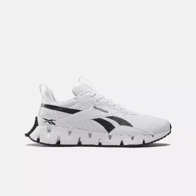 Reebok Unisex Zig Dynamica Str Shoes In Ftwr White / Ftwr White / Core B