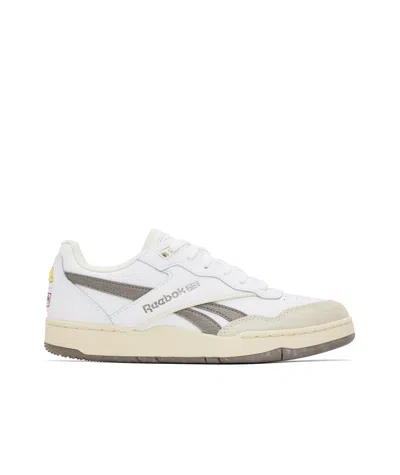 Reebok White Bb 4000 Ii Basketball Sneakers In White/grittygrey/vin