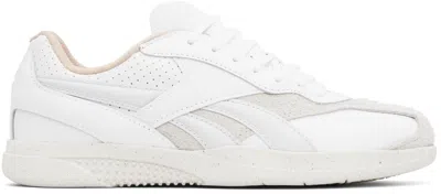 Reebok White & Beige Bb 4000 Ii Sneakers In White/chalk/bon