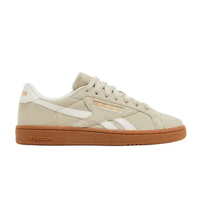 Pre-owned Reebok Wmns Club C Grounds Uk 'classic Beige Chalk Gum' In White
