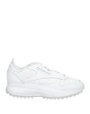 Reebok Logo-patch Low-top Sneakers In White