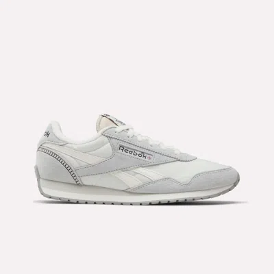 Reebok Women's Classic Az Shoes In White