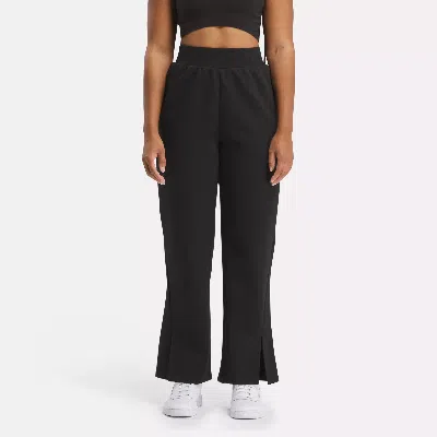 Reebok Women's Classics Wardrobe Essentials Fleece Pants In Black