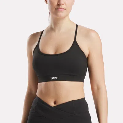 REEBOK WOMEN'S CORE STRAPPY BRA - MEDIUM SUPPORT