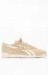 Reebok Freestyle Low Sneaker In Neutral