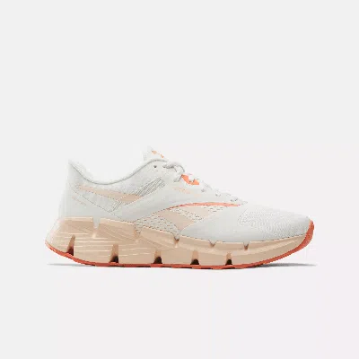 Reebok Women's Zig Dynamica 5 Shoes In Chalk/washed Clay/coral