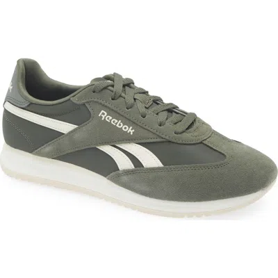 Reebok World 70 Sneaker